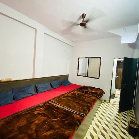 Hotel Ramghat View Ujaim Exterior foto