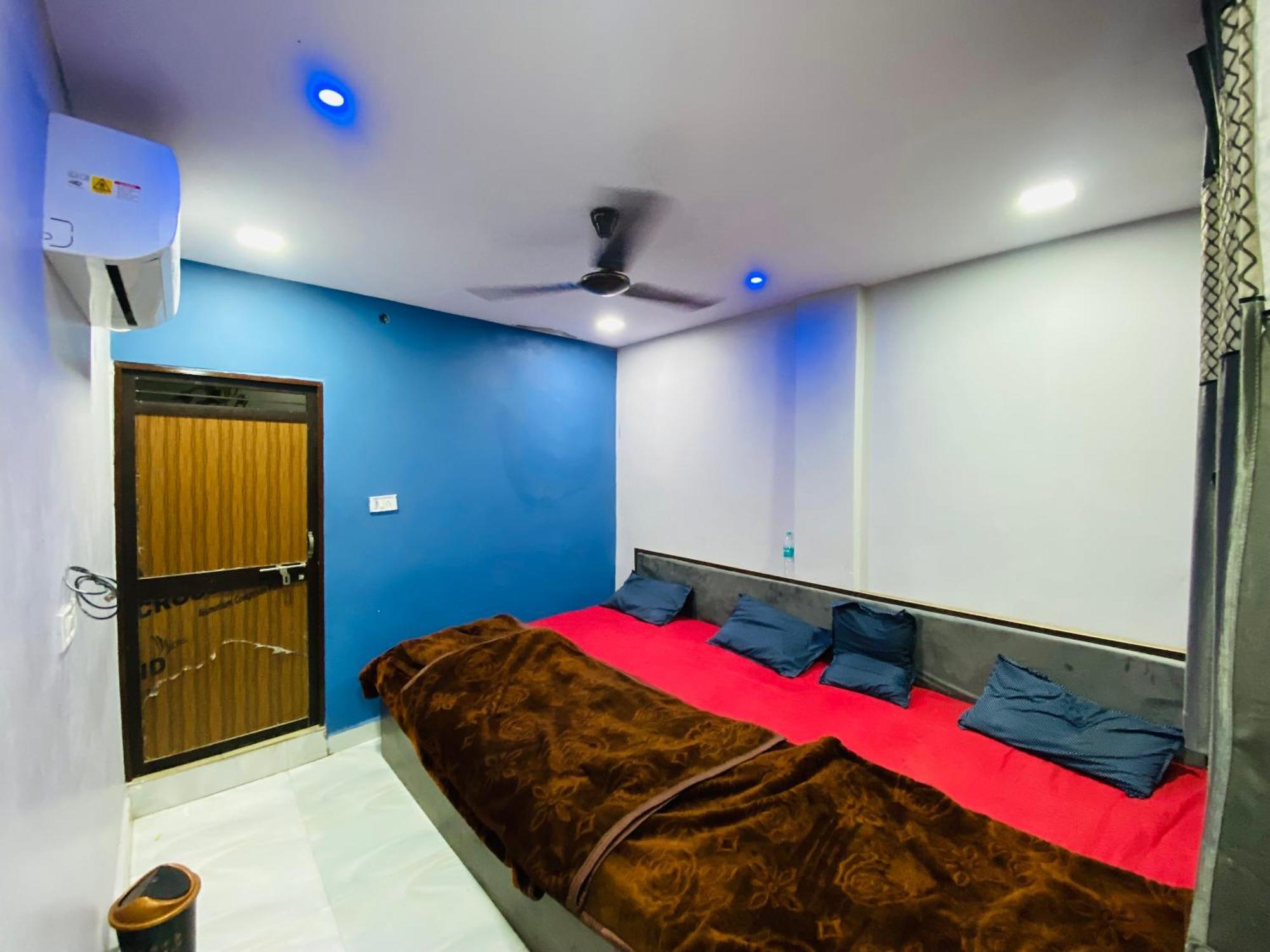 Hotel Ramghat View Ujaim Exterior foto