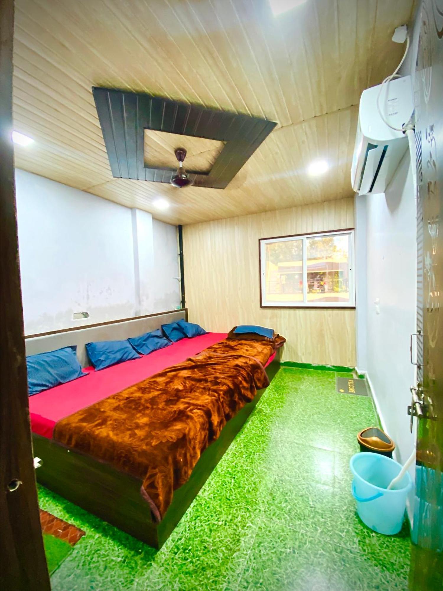 Hotel Ramghat View Ujaim Exterior foto